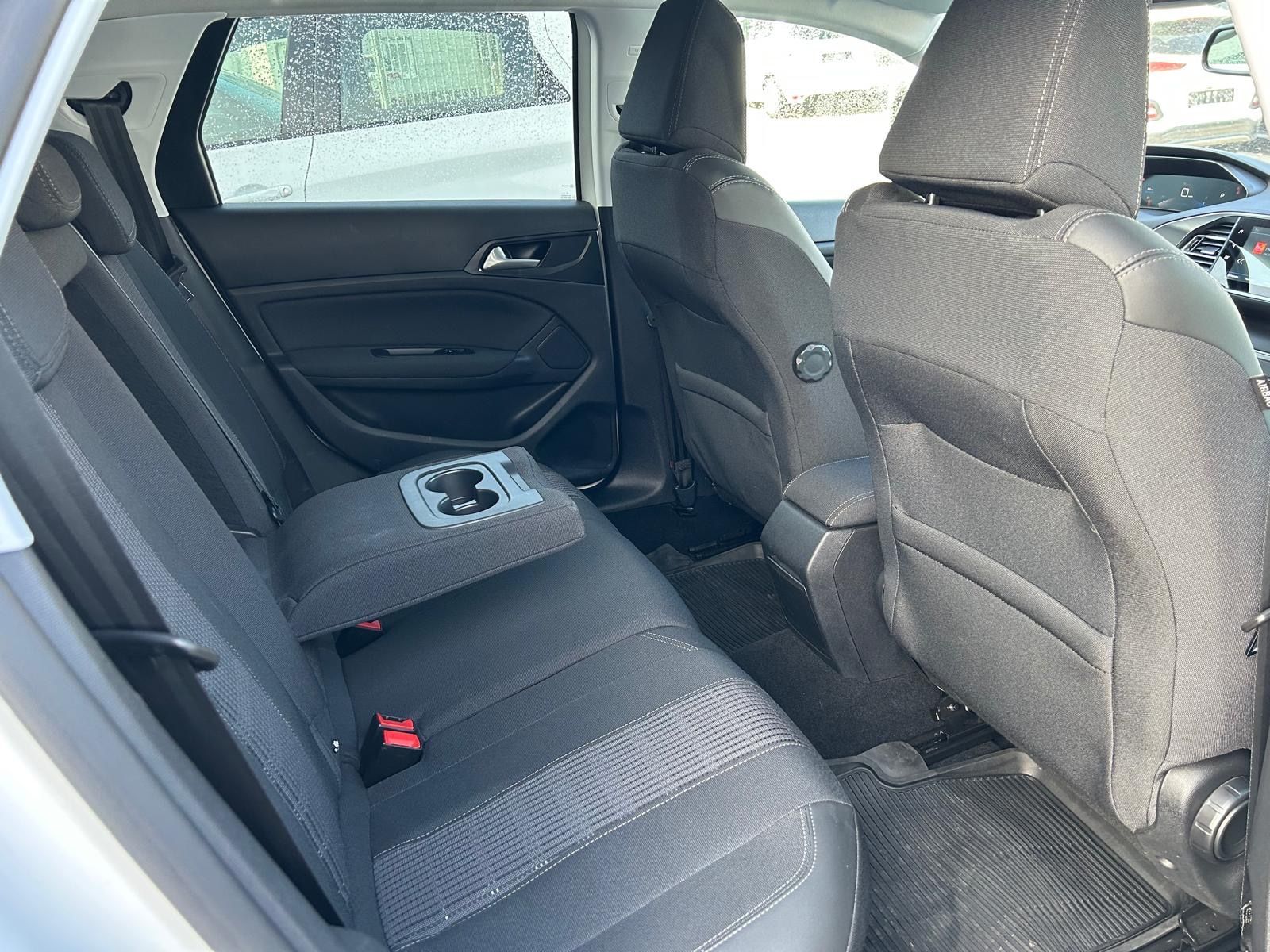 Fahrzeugabbildung Peugeot 308 SW Allure°Automatik°AHK°Kamera°Navi°1.Hand°