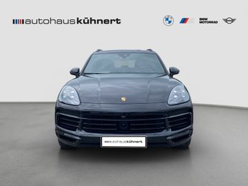 Porsche Cayenne - 2