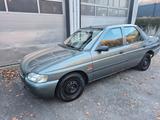 Ford Escort 1.4i Flair Flair - Ford Escort: 1.4