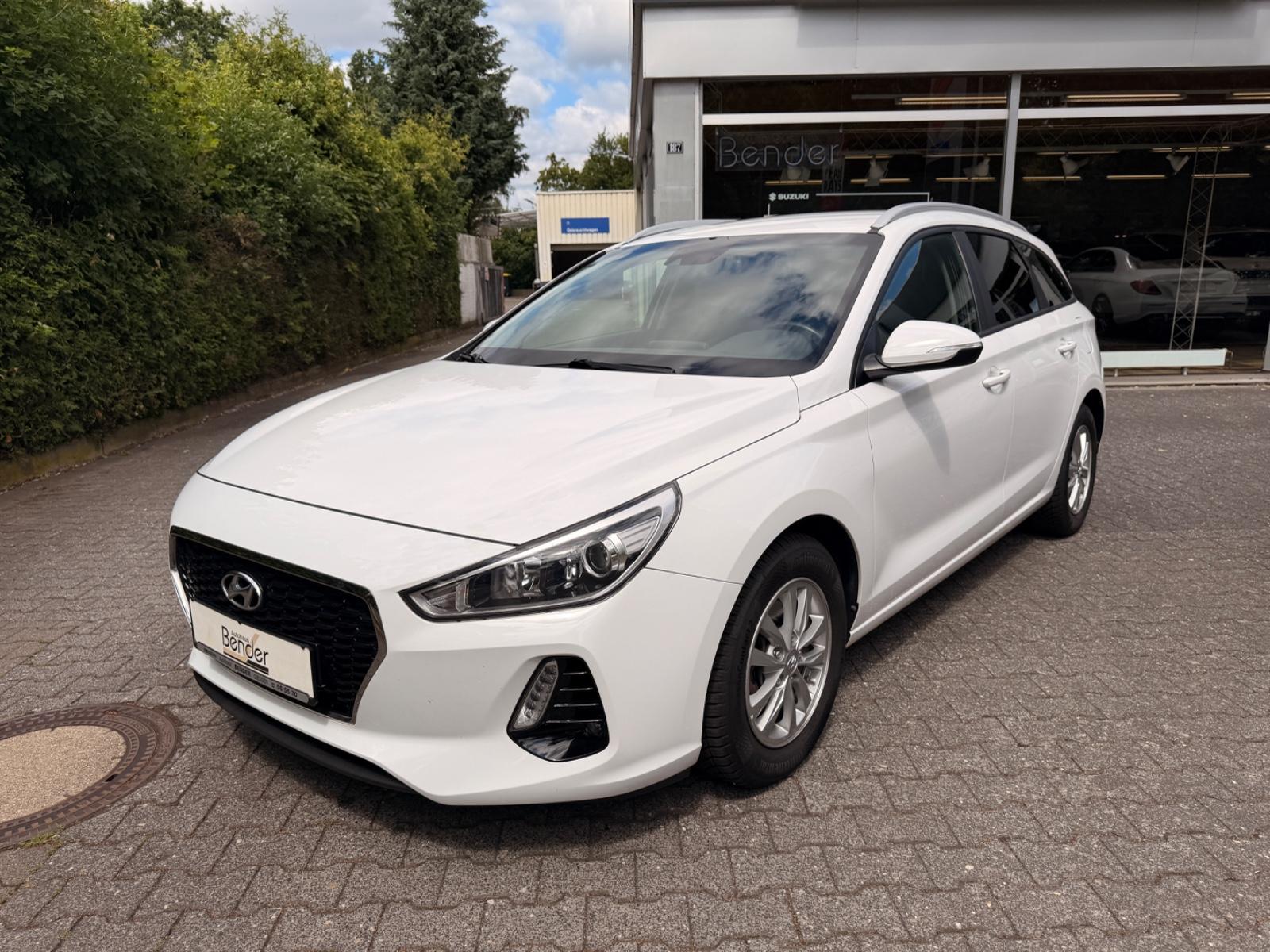 Hyundai i30 cw KLIMA TEMPOMAT SPUR BLUETOOTH LED PDC