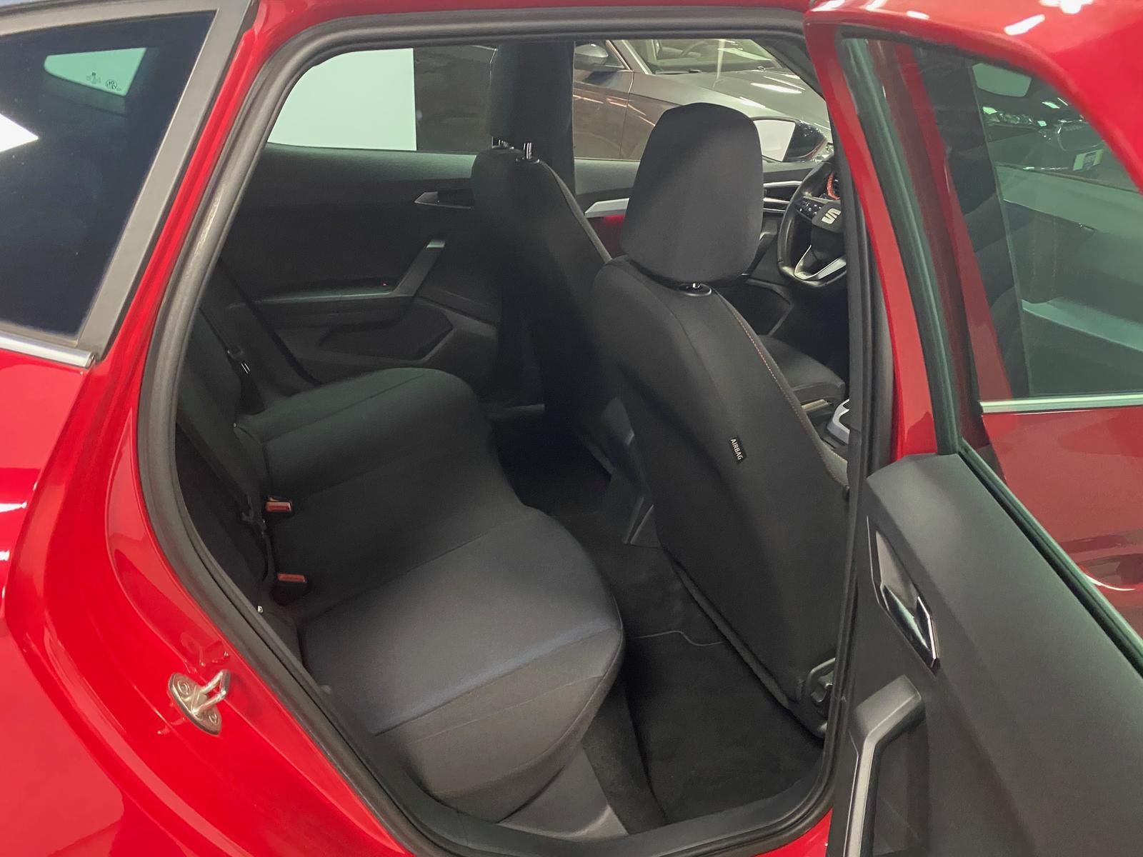 Fahrzeugabbildung SEAT Arona FR 1.5 TSI DSG+APP+NAVI+ACC+LED+PDC+17"+++
