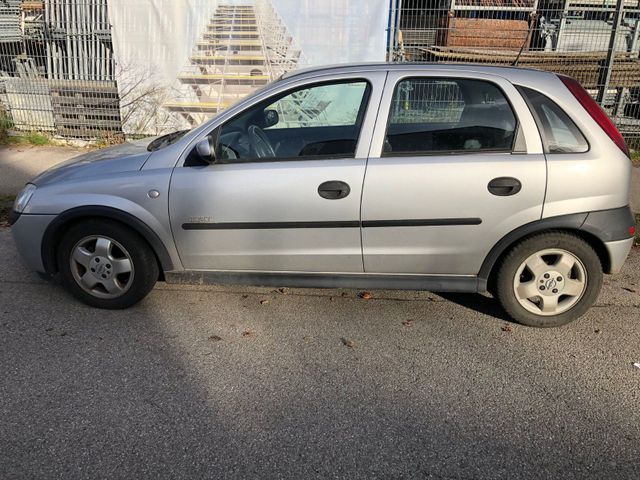 Opel Corsa-C Kein TÜV, Motor läuft, Repara...