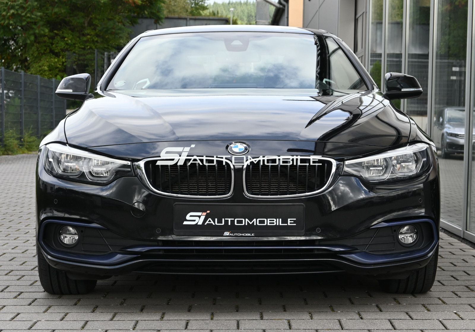 Fahrzeugabbildung BMW 420d Cabrio Sport Line Aut. °LED ADAPT.°KAMERA°