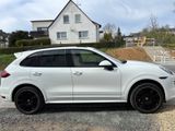 Porsche Cayenne V6  ACC, Ambientebeleuchtung - Porsche in Gießen