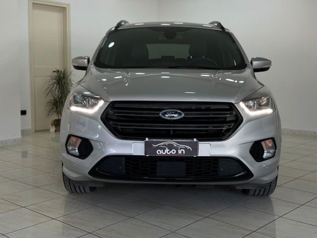 Ford Kuga 1.5 TDCI 120 CV 2WD ST-Line