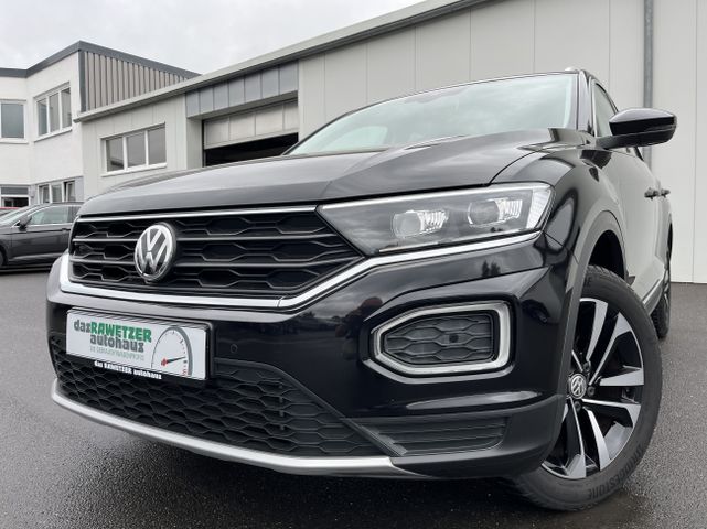 Volkswagen T-Roc 1.5 TSI UNITED STHZ Active Info Navi LED S