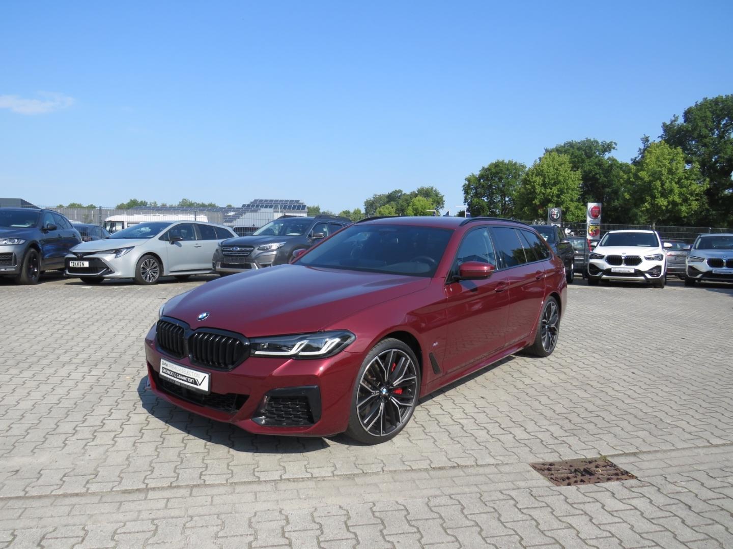 BMW 540 d xDrive Touring M Sport Automatic AD AHK-el