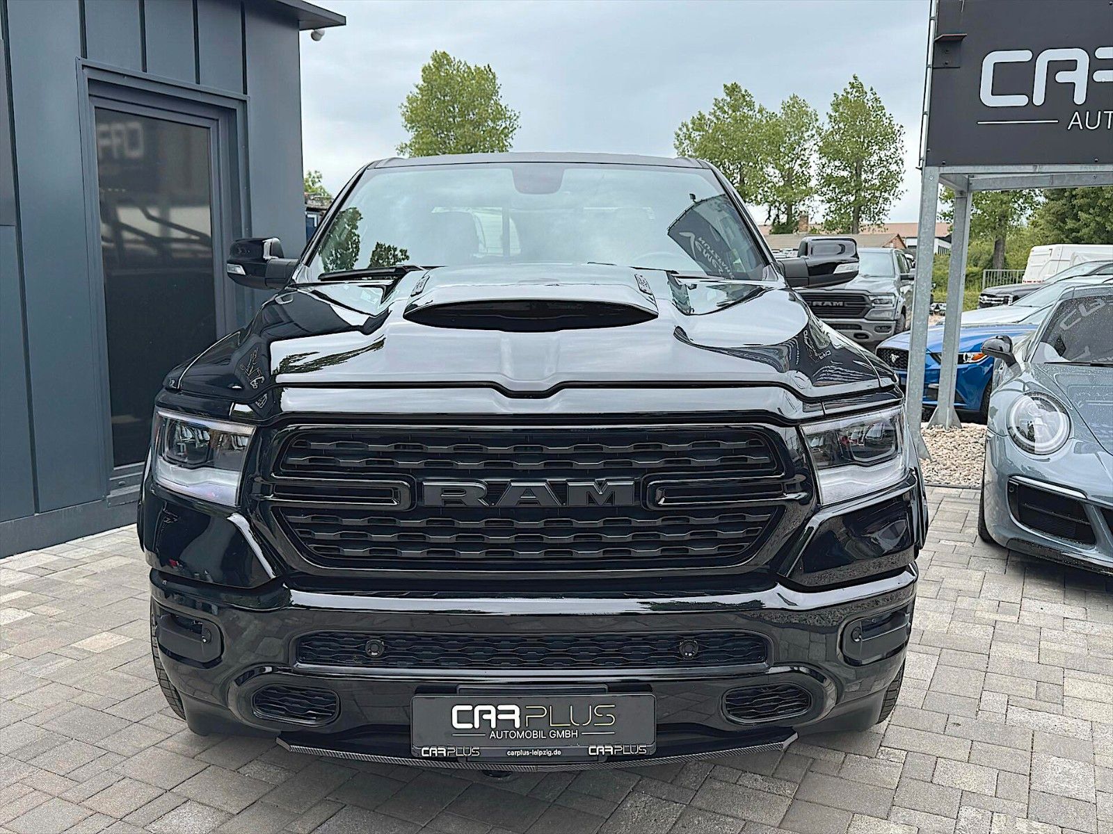 Fahrzeugabbildung Dodge RAM 5.7 V8 HEMI SPORT NIGHT Offroad 4x4 LED