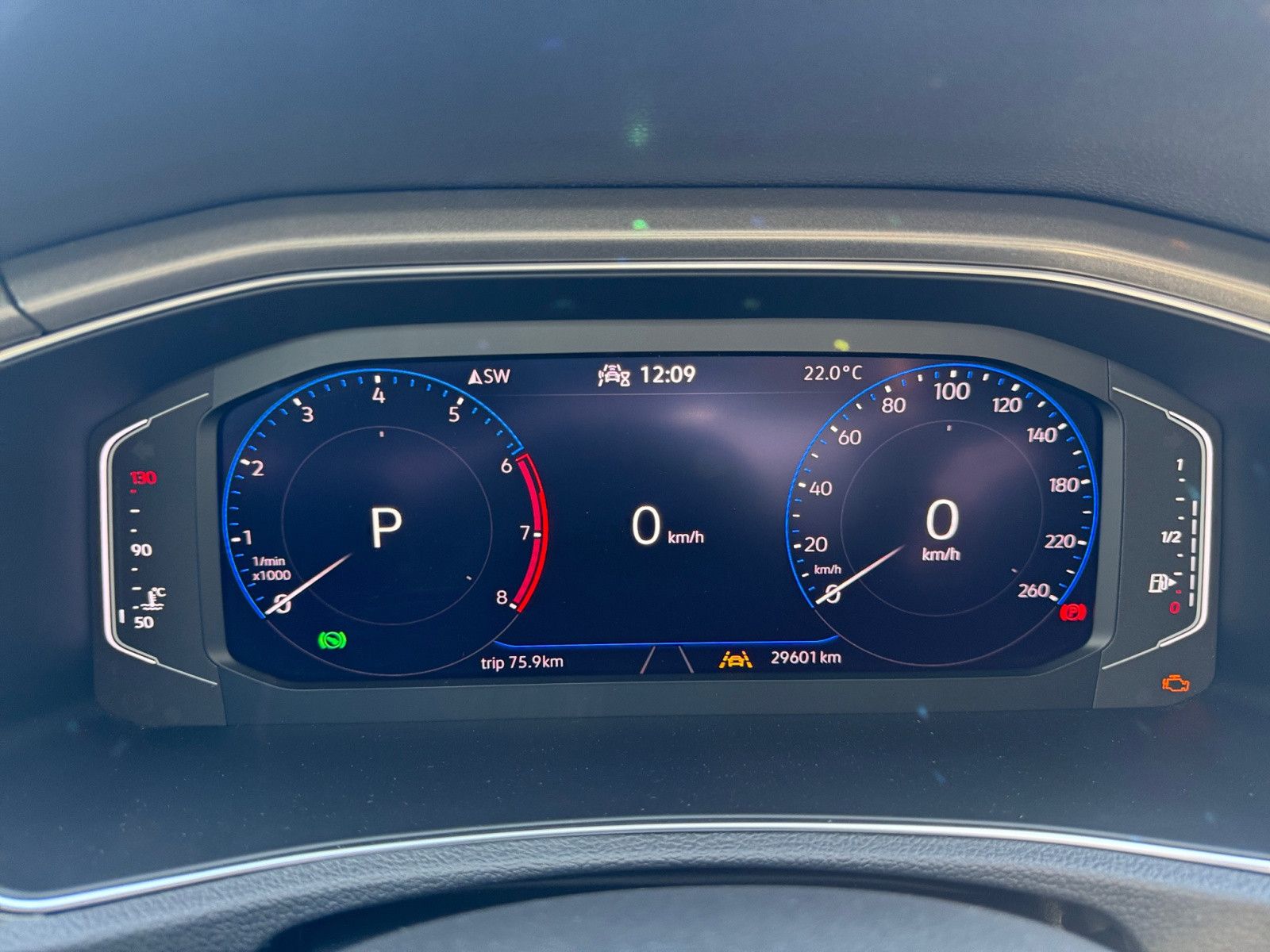 T-ROC Style 1,5 TSI DSG Kamera Navi ACC LED