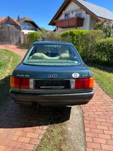 Audi 80 - Audi 80 mit Benzin-Antrieb: Limousine
