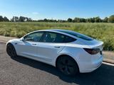 Tesla Model 3 Long Range mit Enhanced Auto Pilot - Tesla Model 3 in Leverkusen