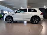 Volkswagen Tiguan 2.0TSI DSG 4MOTION Highline R-LINE 1.HAND - Volkswagen Tiguan R mit Benzin-Antrieb