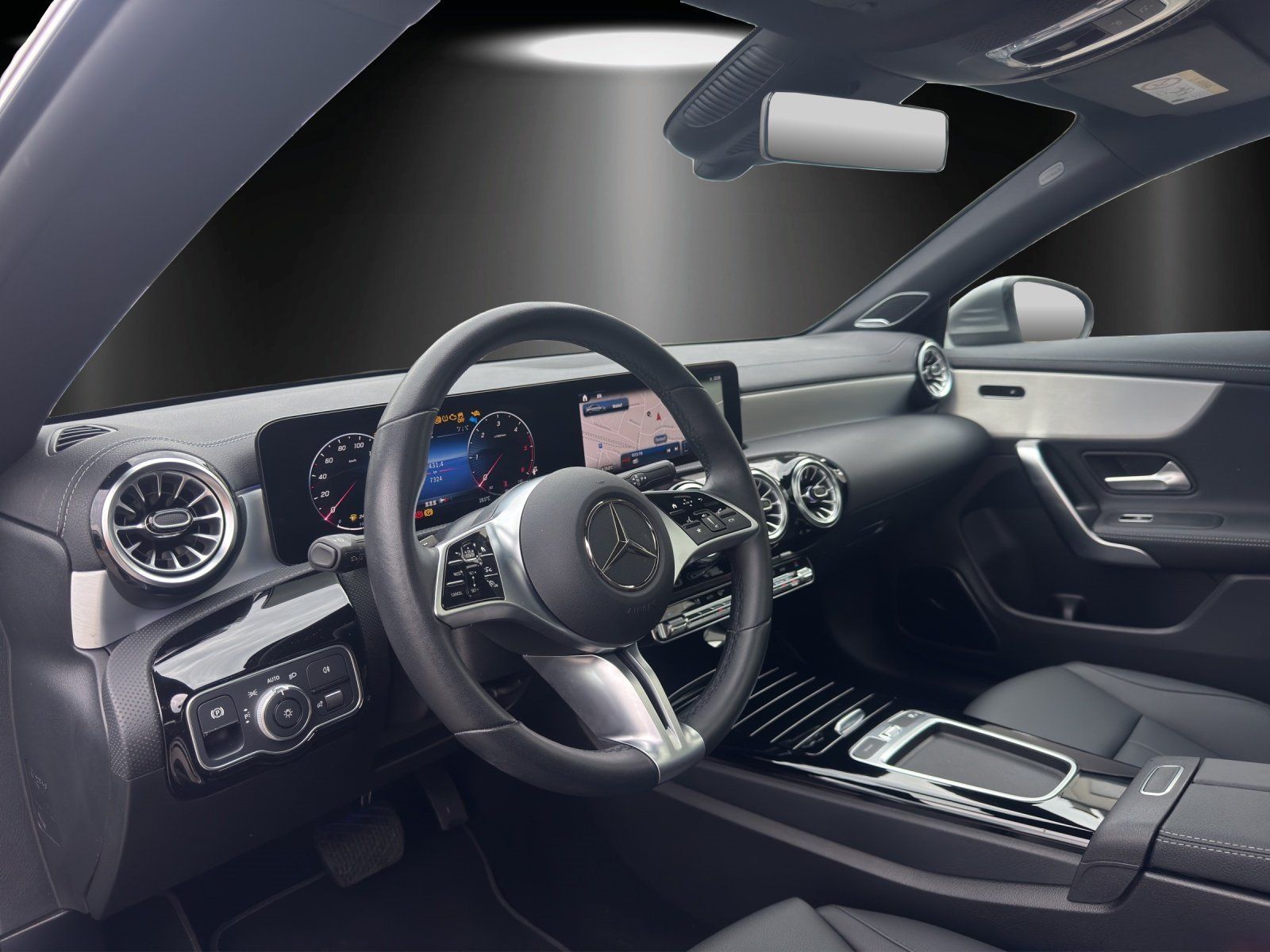 Fahrzeugabbildung Mercedes-Benz CLA200d Adv.Plus MAGNO Pano DISTRO Burme AHK DWA