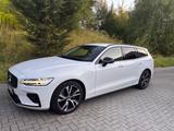 Volvo V60 Recharge T6 AWD R-Design I Garantie - Volvo V60 in Bochum