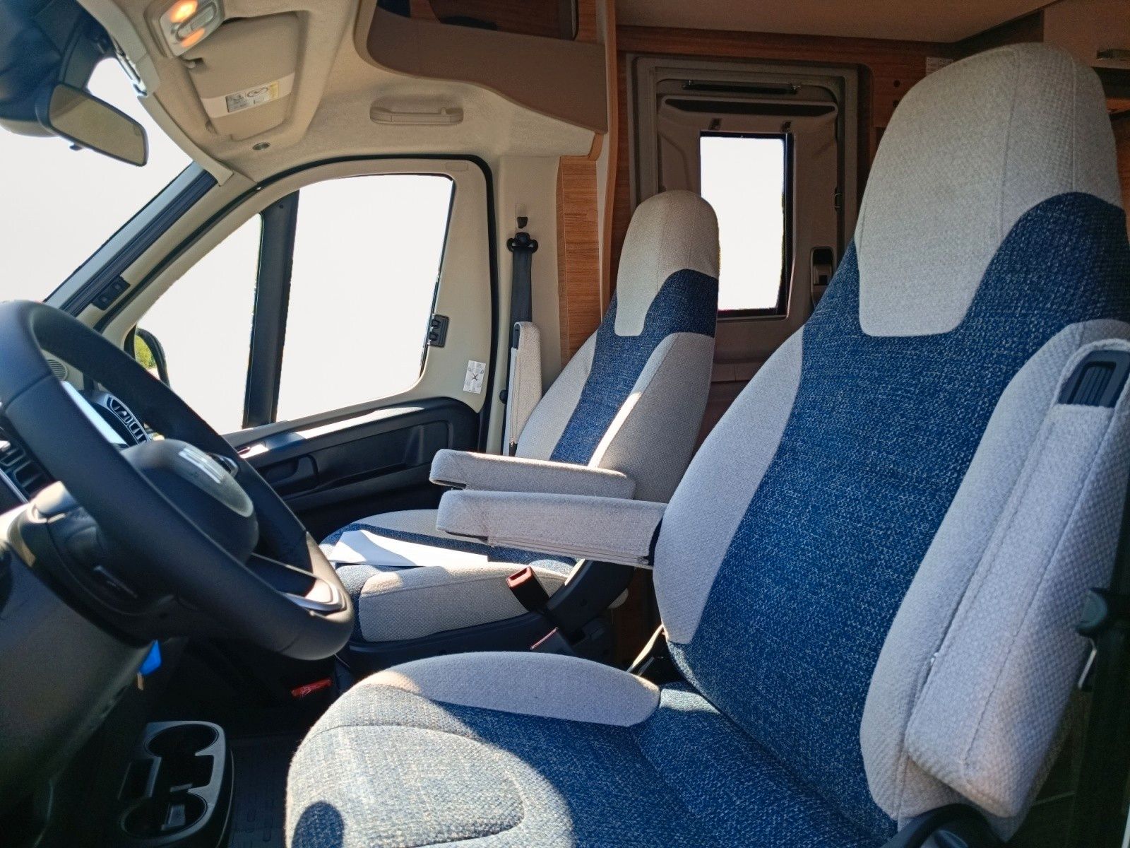 Fahrzeugabbildung Weinsberg CaraSuite 650 MEG *Automatik*LED*ACC