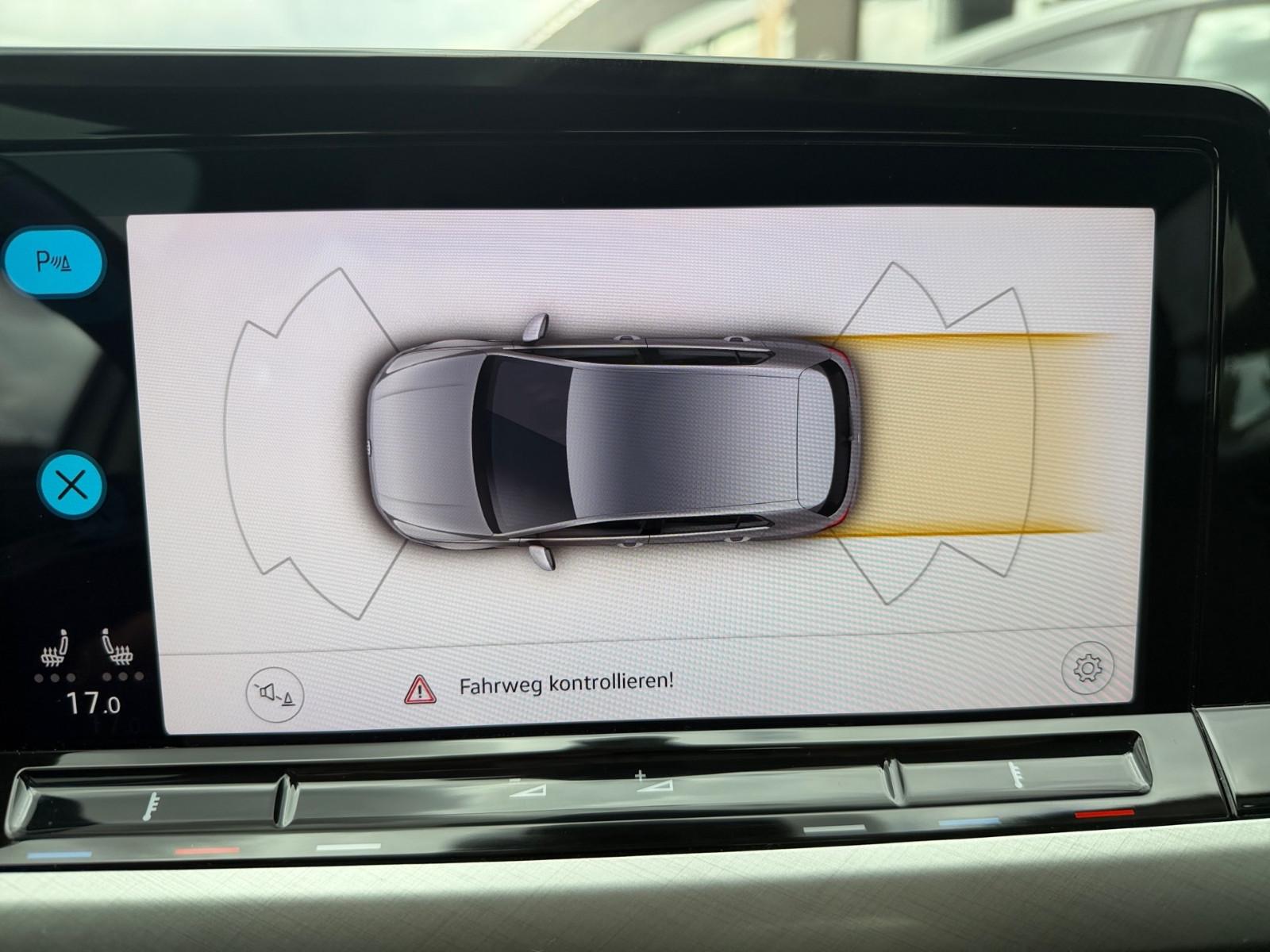 Volkswagen Golf VIII Lim. Life, миниатюра 22