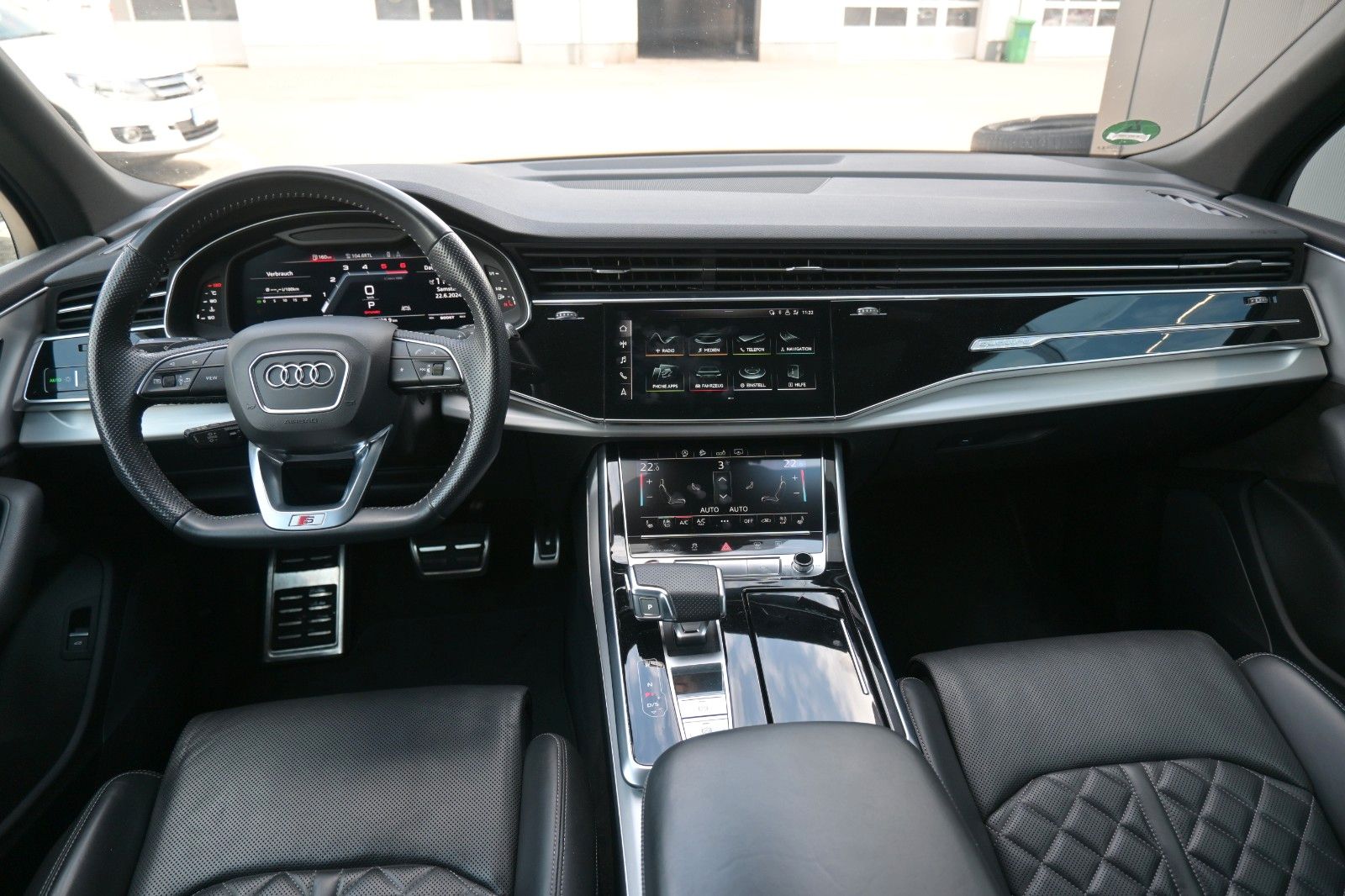 Fahrzeugabbildung Audi SQ7 TDI*MASS*LUFT*360°*PANO*MIETKAUF