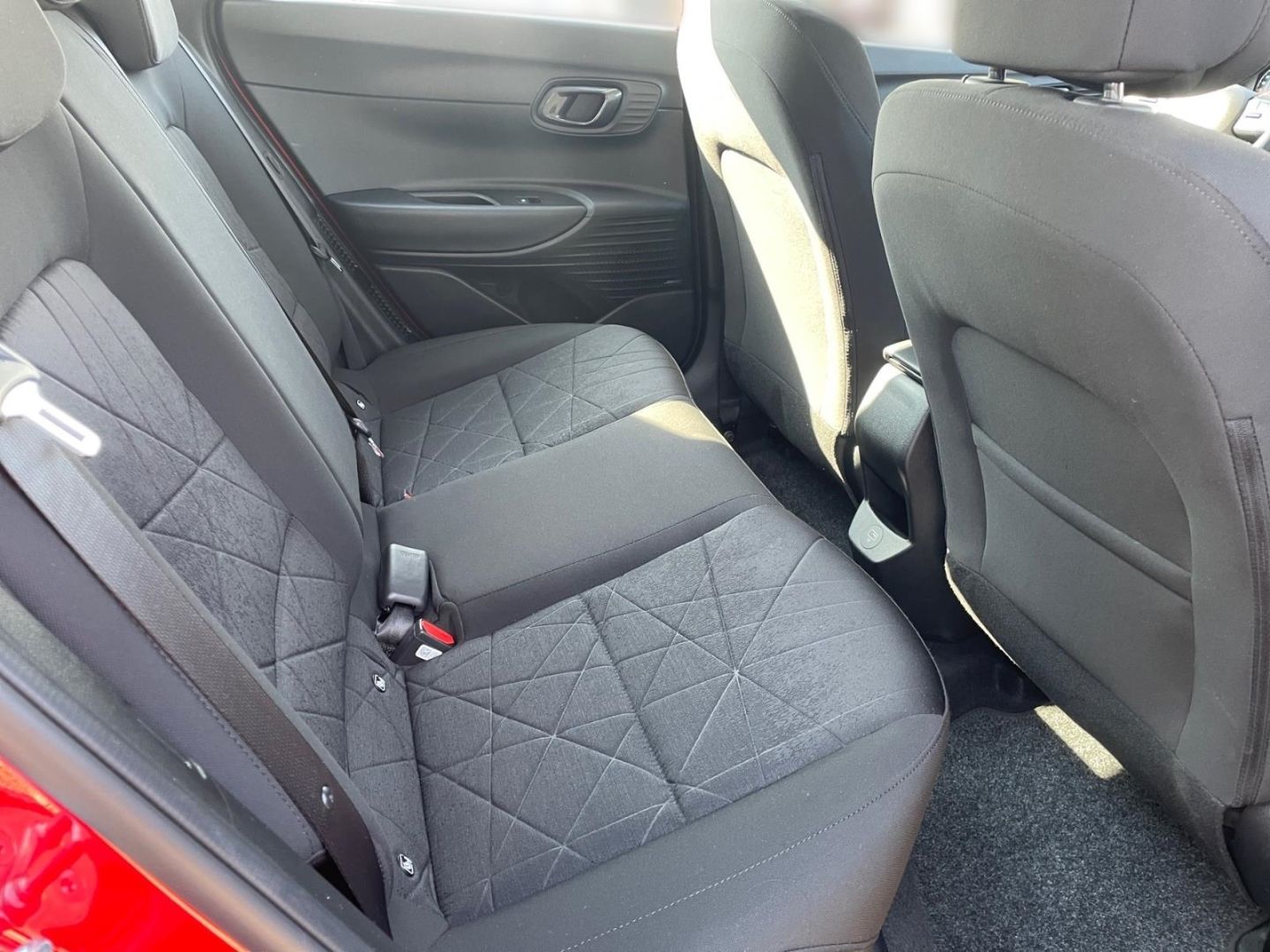 Fahrzeugabbildung Hyundai BAYON 1.0T Mild-Hybrid Trend Navigation Rückfahr