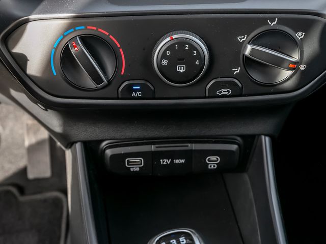Hyundai i20 1.2 Select Spurhalteassistent Kamera Navi