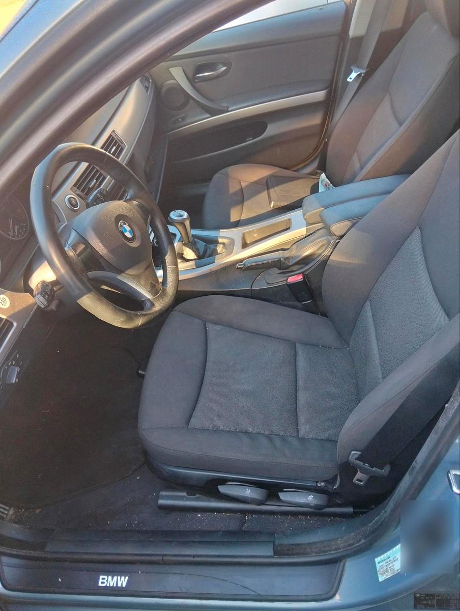 BMW 318 2006 — photo 5