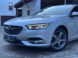 Opel Insignia 1.6 CDTI*LED*SpurhAss*SHZ*AHK*CarPlay* - Opel Insignia mit Diesel-Antrieb: mit Klimaanlage