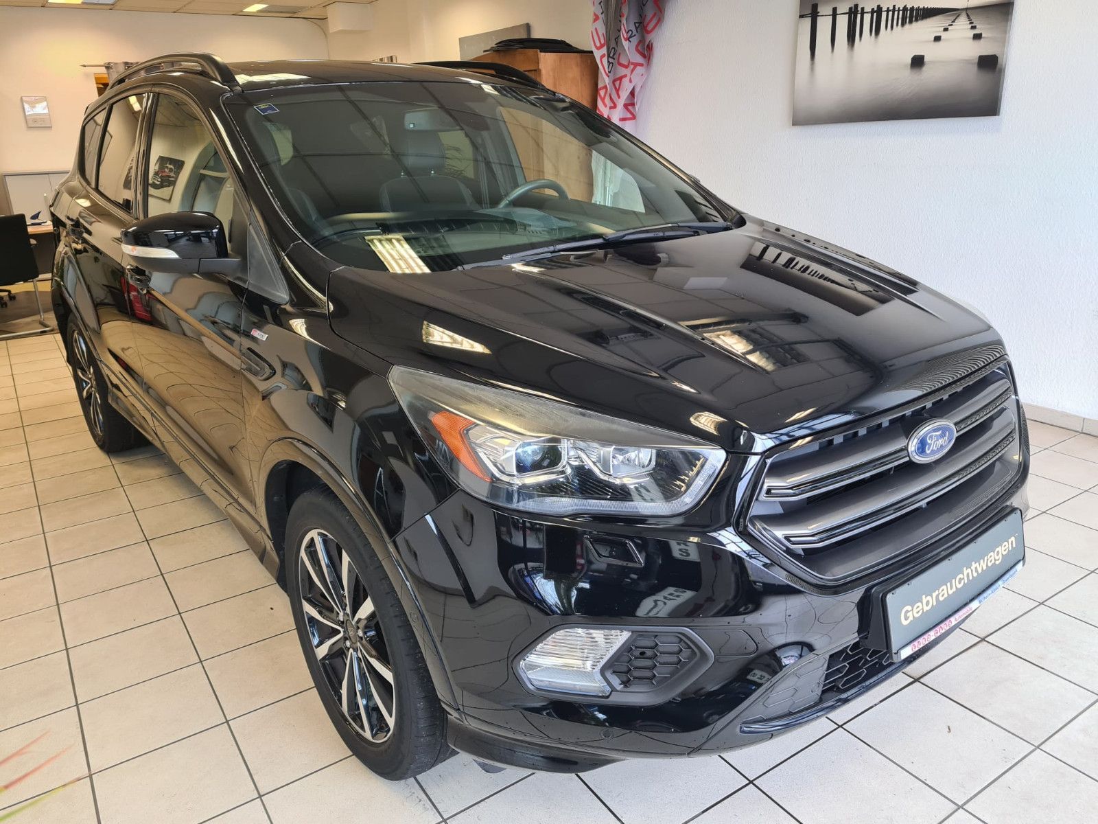 Fahrzeugabbildung Ford Kuga ST-Line / GARANTIE / KAMERA / SCHECKEHEFT