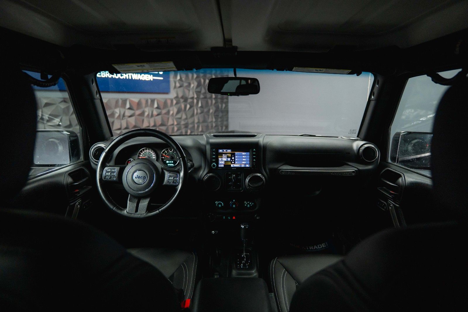 Fahrzeugabbildung Jeep Wrangler 3.6 V6 UNLIMITED SPORT OFFROAD 4x4 LED