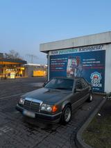 Mercedes-Benz Mercedes W124 220E M111 - Mercedes-Benz: Limousine, W111