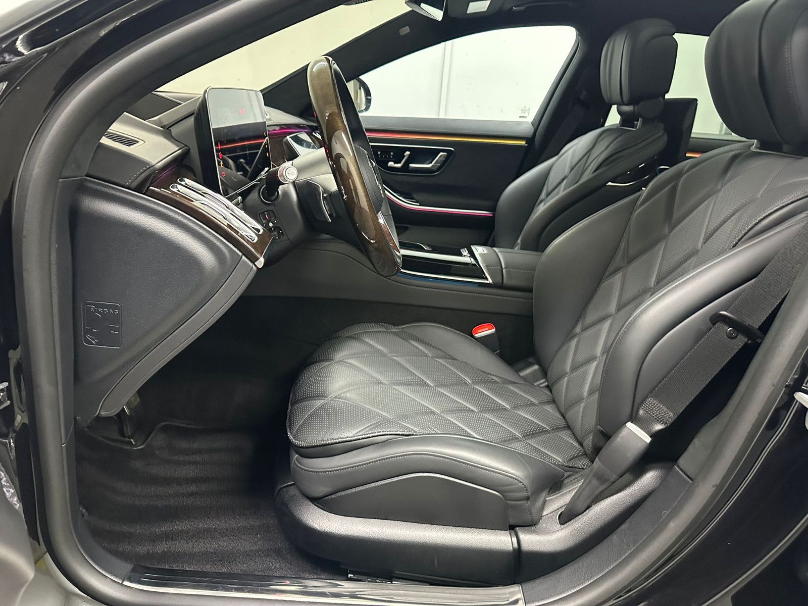 Fahrzeugabbildung Mercedes-Benz S 580 e MAYBACH  *FOND ENTERT*EXCLUSIVE*TABLET