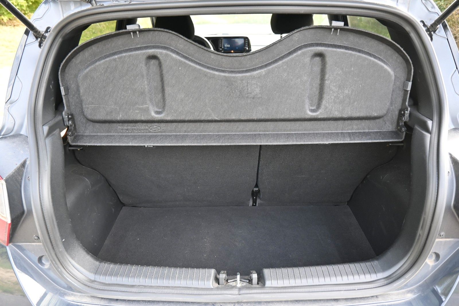 Fahrzeugabbildung Hyundai i10 Connect & Go*NAV*SIHZG*RFK*MIETKAUF