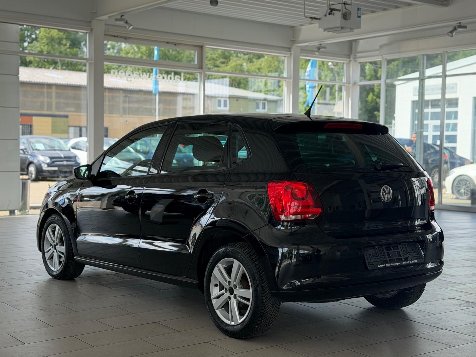 Volkswagen Polo V Life*KLIMAAUT.*PDC *SHZ *USB * TÜV NEU *