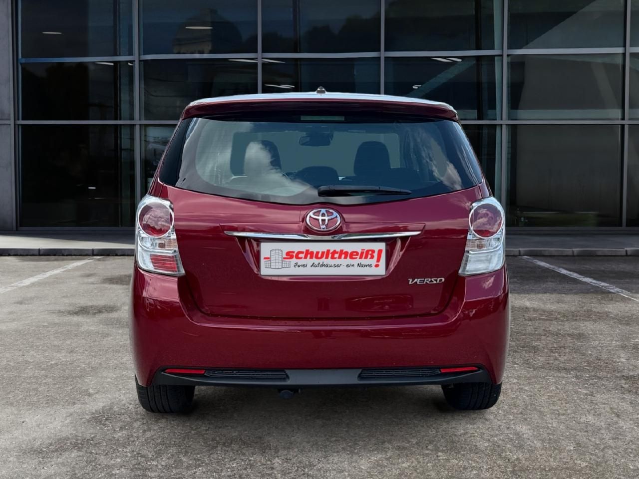 Fahrzeugabbildung Toyota Verso Edition-S+