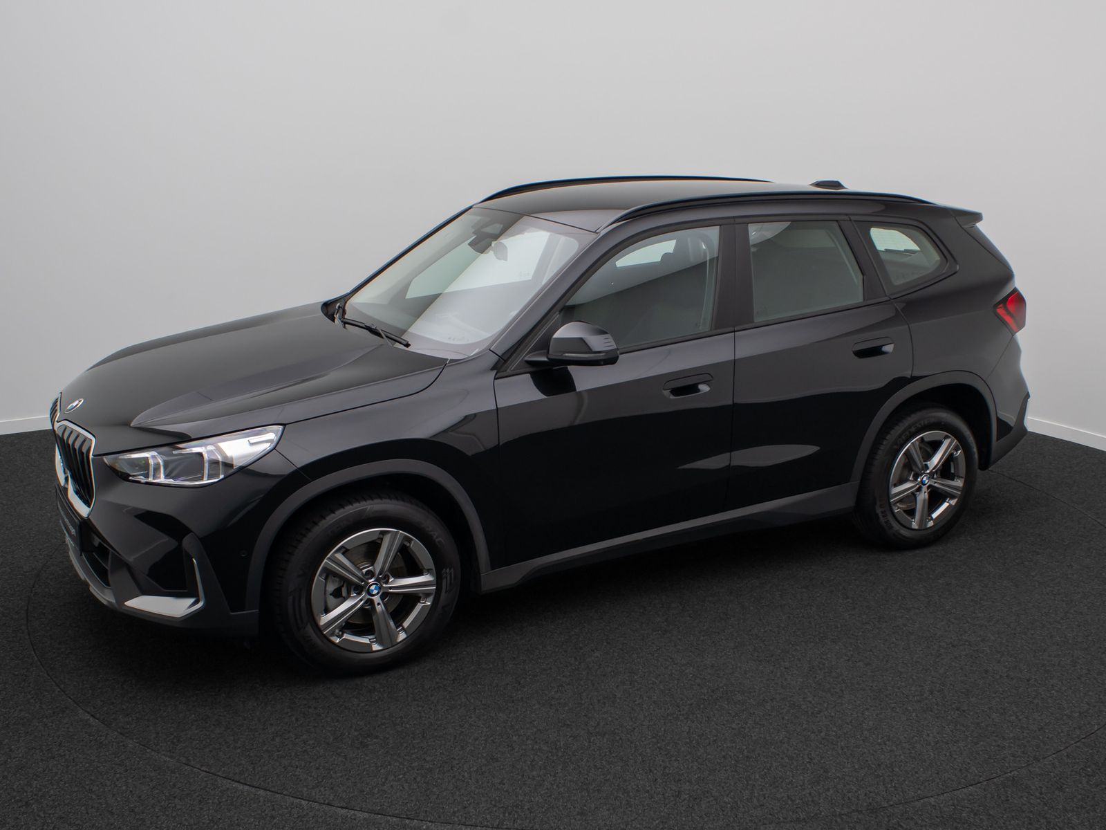 Fahrzeugabbildung BMW X1 sD18i HUD 360° DAB Komfort Adapiv.LED M Sport