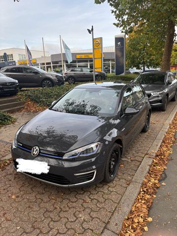 Volkswagen VW e-Golf - 37tkm EZ 2021 CCS 35,8kwh