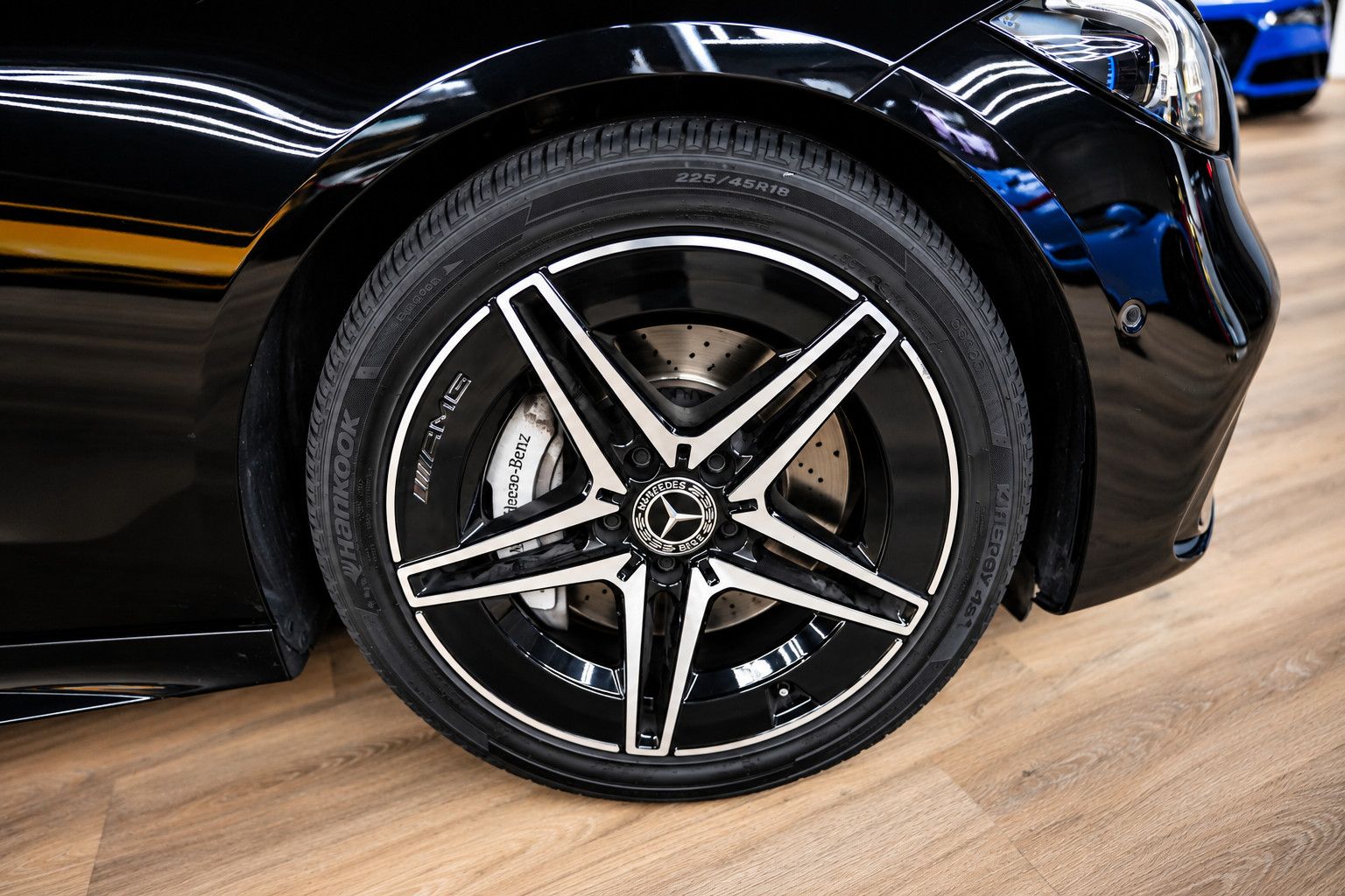 Fahrzeugabbildung Mercedes-Benz C 220 d *AMG*Ambiente*Kamera*MBUX*NightPak