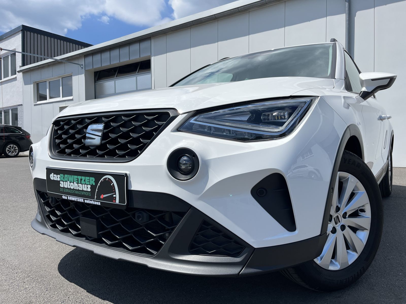 SEAT Arona 1.0 TSI DSG Style 110€ m.20% Anz. Navi RFK
