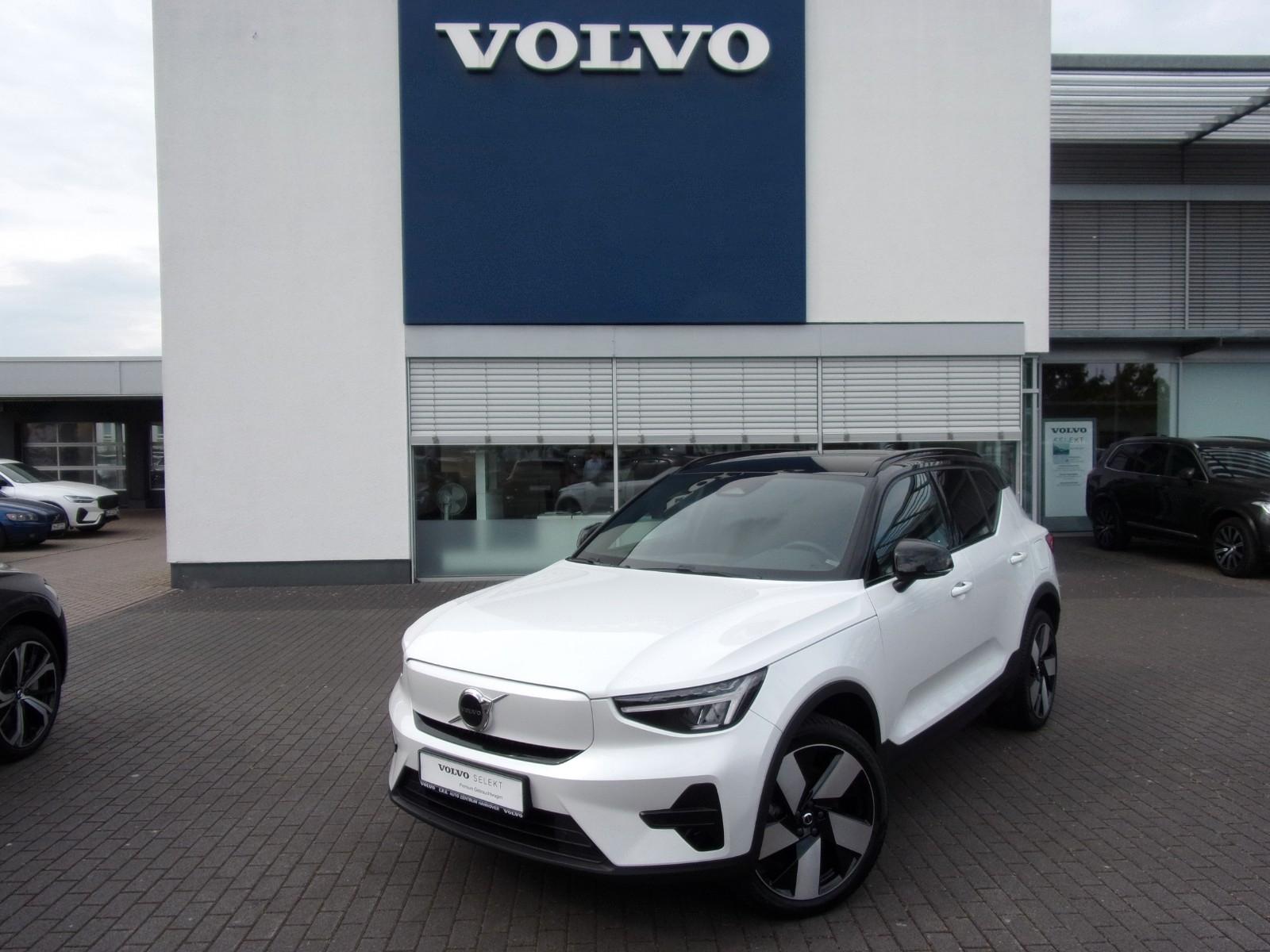 Volvo XC40 Plus Recharge Pure Electric 2WD