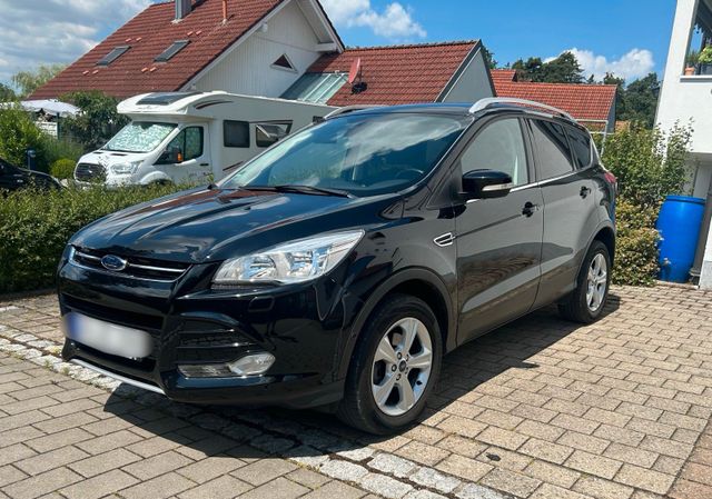 Ford Kuga Scheckheftgepflegt, top Zustand,...