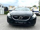 Volvo V40 Momentum ACC NAVI KlIMA - Volvo V40 mit Diesel-Antrieb: Limousine
