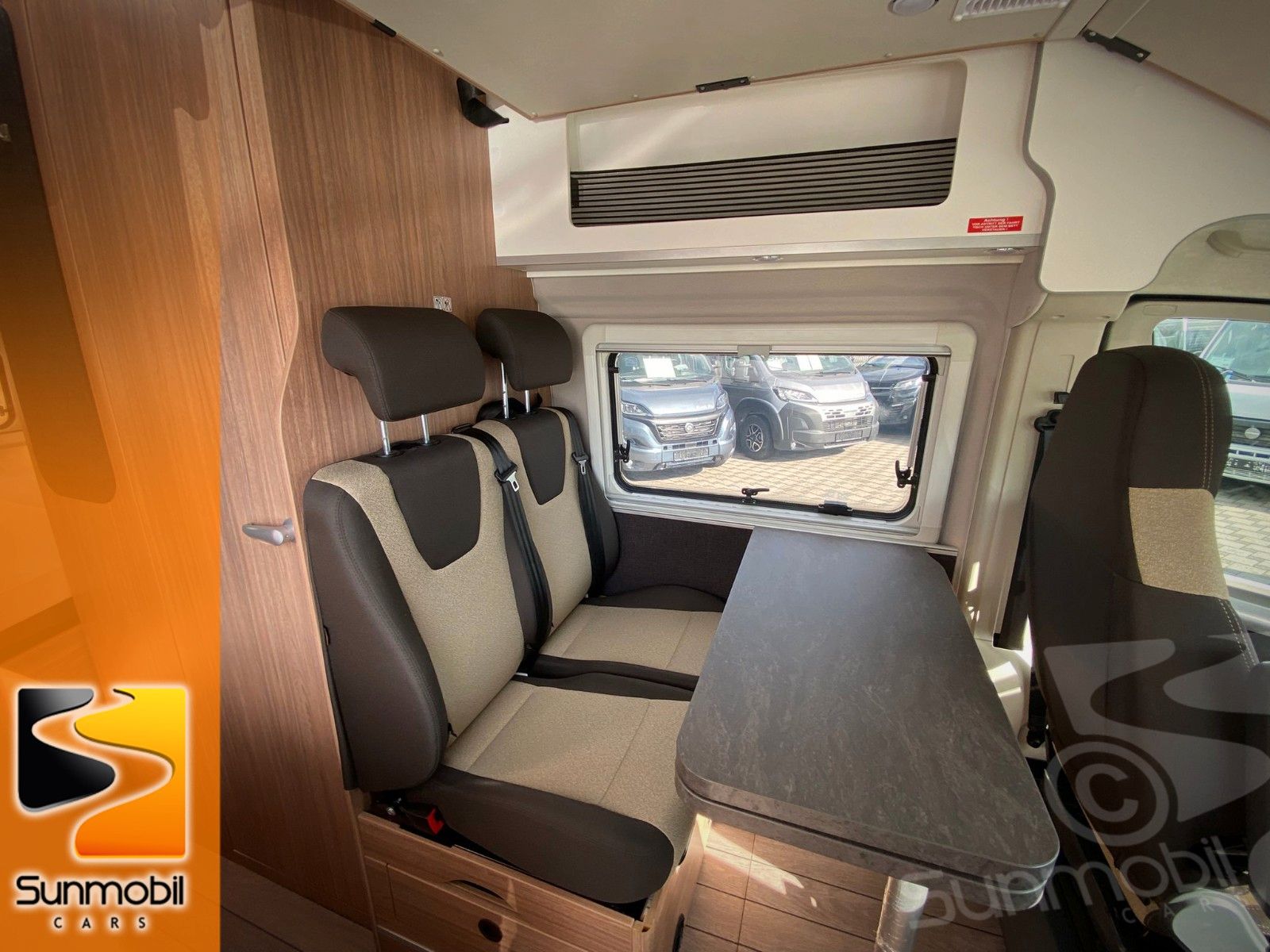 Fahrzeugabbildung Weinsberg CaraBus 600 DQ 140 PS Navi RFK