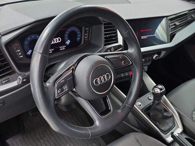 A1 advanced 25 Sportback 1.0 TFSI*CARPLAY*
