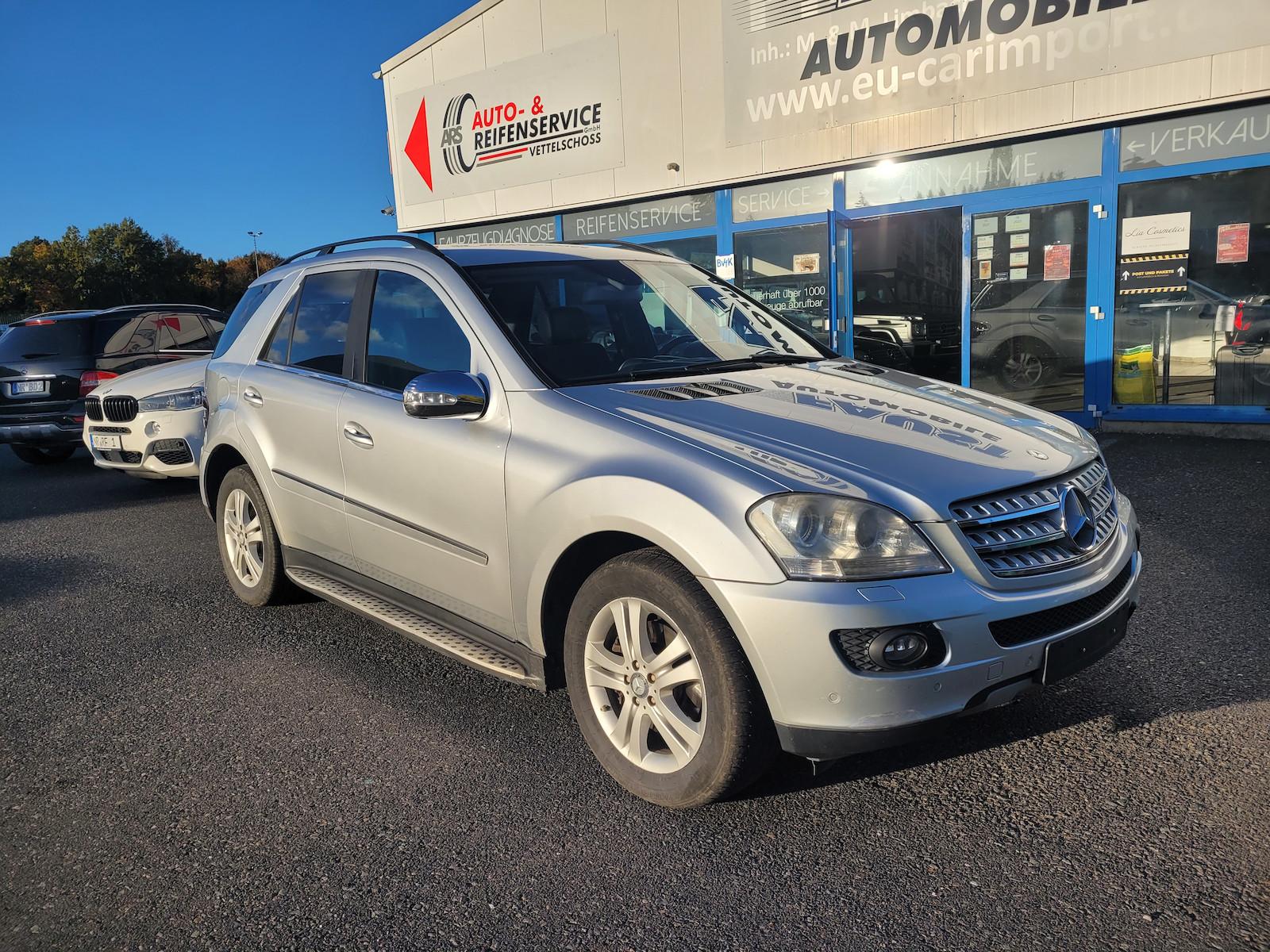 Mercedes-Benz ML280 2007 — interior