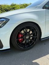 Volkswagen Golf 2.0 TSI 213kW OPF DSG GTI TCR GTI TCR  - Volkswagen Golf: Tcr GTI