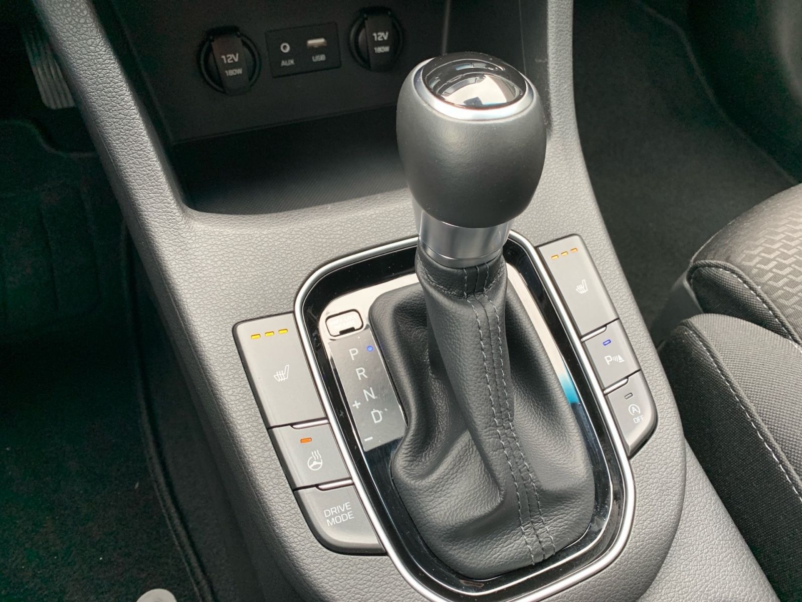 Fahrzeugabbildung Hyundai i30 7-DCT 1.4 T-GDI YES! Plus Standheizung