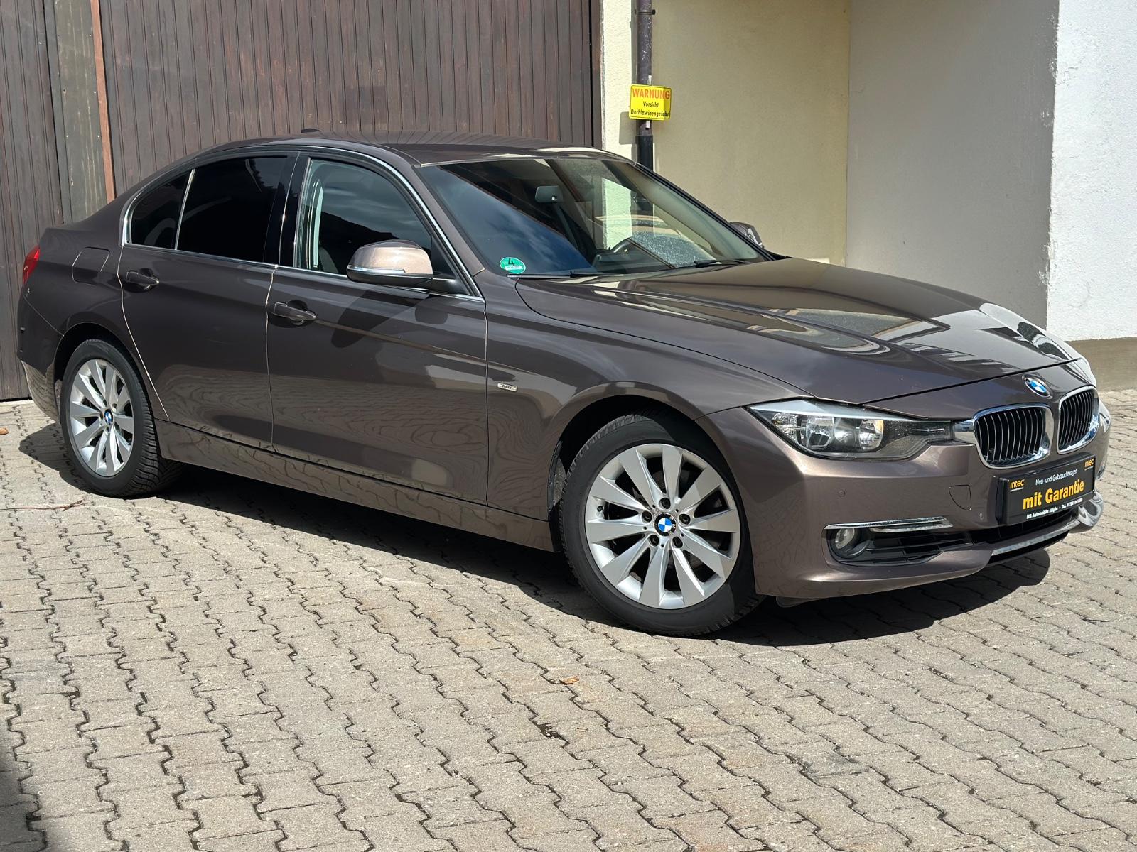 BMW 320i Luxury Line Limousine* KlimaAut.*PDC*