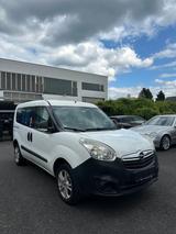 Opel Combo 1.4 70kW Edition L1H1 Edition - Opel Combo Gebrauchtwagen in Düsseldorf