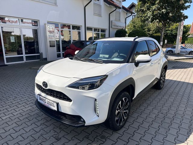 Toyota Yaris Cross 1,5 Hybrid Black&Withe,Navi,Sitzheiz