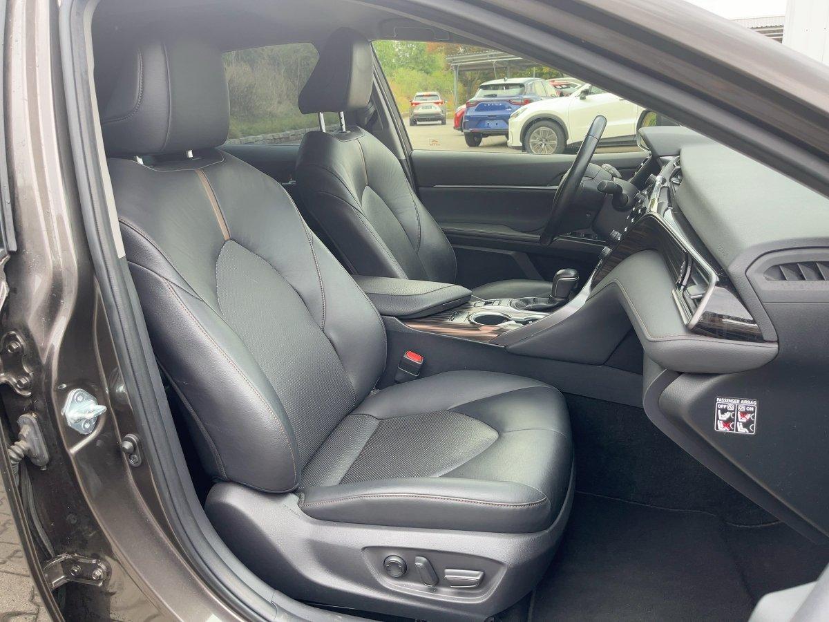 Toyota Camry 2.5 Hybrid Executive Navi*ACC*KAM*SHZ*DAB