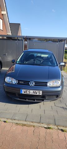 Volkswagen Golf 1.8T GTI 