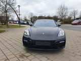 Porsche Panamera Turbo S E-Hybrid Turbo S E-Hybrid - Porsche Panamera Turbo mit Hybrid-Antrieb (Benzin/Elektro)